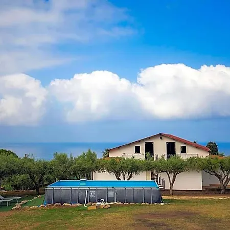 Hotel Neverland Ricadi